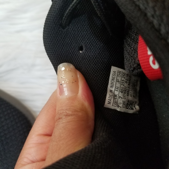 ADIDAS CloudFoam Comfort Sneakers Black With Red SIZE 7.5 Men,Women 8.5 - Picture 17 of 17